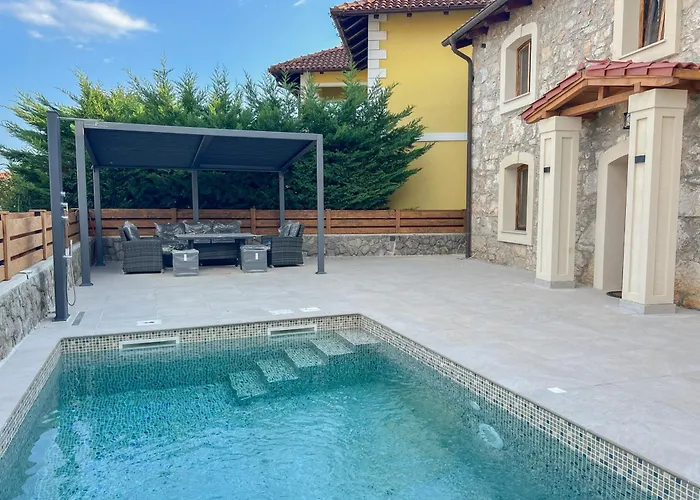 Stone Otranto With Pool, Close To Opatija Villa