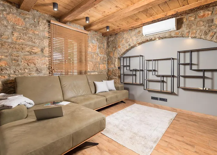 Villa Stone Otranto With Pool, Close To Opatija Icici